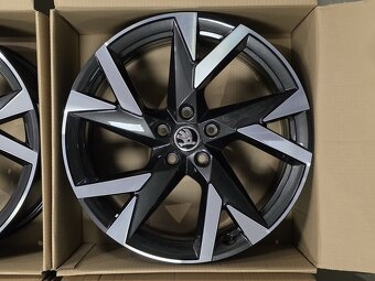 originál alu ŠKODA Superb IV Aniara 8x19" 5x112 ET44 R19 - 12