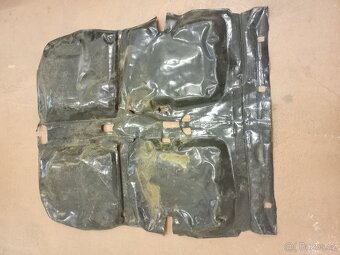 Sedačky na repasi - Škoda 105 Škoda 120 - 2 sady komplet - 12