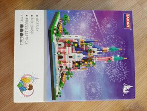 Samolepky na zeď, domeček pro panenky, puzzle, auta... - 12