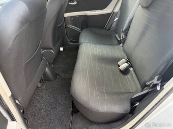 Toyota Yaris 1.3VVT-i  Executive AUTOMAT jen 135tkm - 12