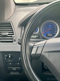 VOLVO XC90 2.4D5 R-DESIGN 147KW 4x4 7MÍST-Bi XENON-KŮŽE-PDC - 12