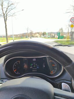 Jeep grand Cherokee wk2 Overland 3.0d - 12