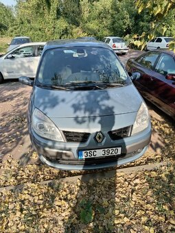 Renault Grand Scenic 1.9 D - 12