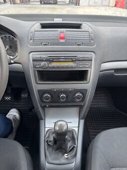 Škoda Octavia II 1.6 MPI 2012 - 12