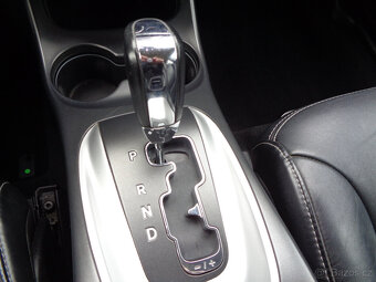 FIAT  FREEMONT 2.0 JTD 7 MÍST,4 X 4 AUTOMAT,KOUPENO ČR - 12