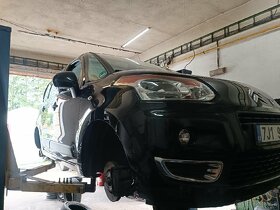 Citroen C3 Picasso Tendance
 Rok-2010
 - 12
