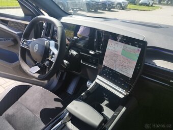 Renault Rafale 200k hybrid Alpine - sleva 150 000 - 12