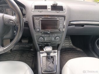Škoda Octavia 2.0TDI,103kw,DSG - 12