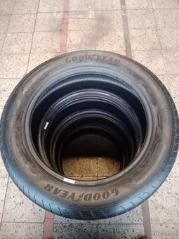 Letní pneu Goodyear EAGLE F1 MO 235/55 r19 105w - 12