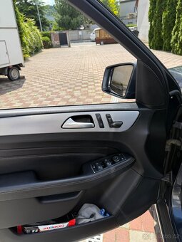 Prodám Mercedes ml 250, 150kw - 12