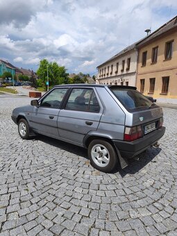 ŠKODA FAVORIT GLX Silver line - 12