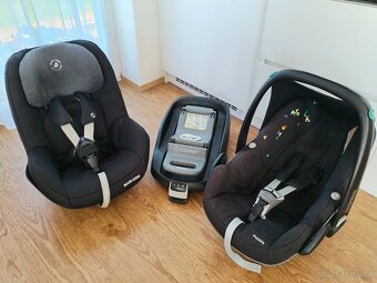 Autosedačka Maxi Cosi Pebble a Pearl se základnou - 12