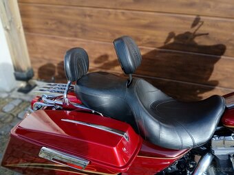 Harley-Davidson FLHTCUSE Ultra CVO 103 - 12