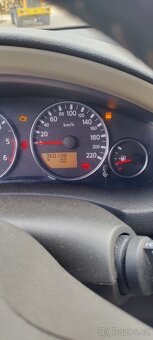 Nissan Pathfinder - 12