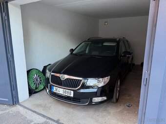 Superb II 2013 combi dsg 125kw CR - 12