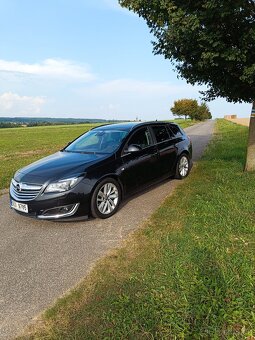 Opel Insignia sports tourer sw 2.0cdti - 12