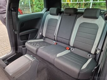 Volkswagen Golf, Volkswagen Golf R DSG 221 KW - 12