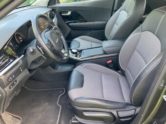 KIA NIRO EV SPIRIT BATERIE 64 kWh ROK 2021 53000KM - 12