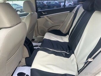 Skoda Octavia A5 2011 - 12