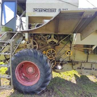 Kombajn E514 - 12