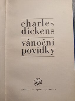 9 x Charles Dickens - 12