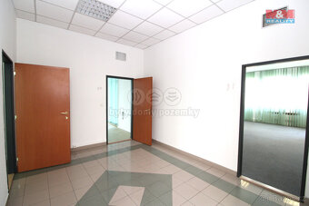 Pronájem kancelářského prostoru,560m², Praha 10 - 12
