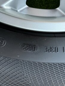 AUDI Q5 - NOVÁ ZIMNÍ SADA - 235/65 R17 - 12