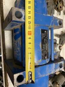 Elektromotor 2.2 kw , hoblovka,hydraulické cer - 12