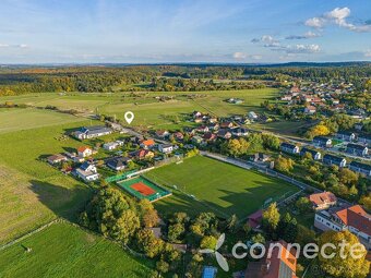 Prodej stavebního pozemku 977 m2 ve Svojeticích - 12