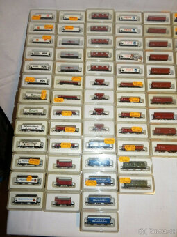 Sada 213 kusů lokomotivy Märklin Z-rail Mini-Club 57x - 12