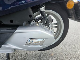 Vespa Primavera 125 - 12