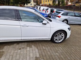VW Passat Lim., 2.0 TDi Elegance, 39 tis. km, 8x ALU - 12