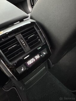 Škoda Superb III combi Sportline 2.0 TDI - 12