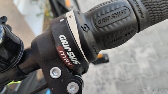 Horská kola BTWIN Rockrider 340 L a M - 12