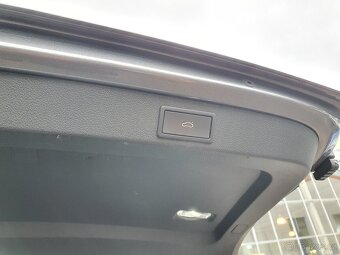 Škoda Superb 3 iV Combi 1.4 TSI 160kW DSG - záruka Autodraft - 12