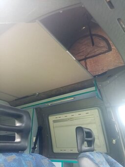 Peugeot Expert obytný - 12