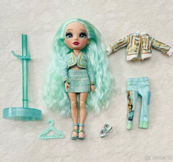 Panenky LOL a Rainbow High - 12