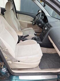 Ford Mondeo 2.0i 107kw GHIA - 12