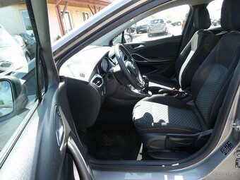 Opel Astra 1.6 CDTi 81kW LED,DPH,ČR,závěs - 12