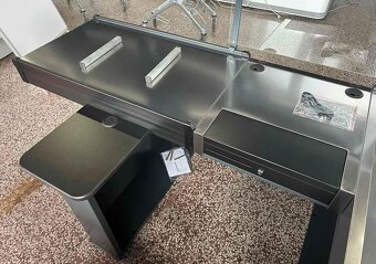 Pokladní boxy bez pojizdného pásu, úžký/široký skluz - 12
