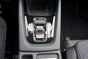 Octavia iV 1.4TSi 150kW PLUGinHybrid jen 40tKm AL18 DPH 8/21 - 12
