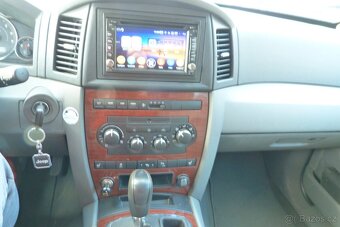Jeep Grand Cherokee 3.0 CRDi  V6 160kw - 12