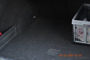 VW Passat B6 2.0 TDi kombi - 12