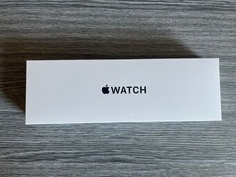 Apple Watch SE (2. generace) 40mm – jako nové + originální n - 12