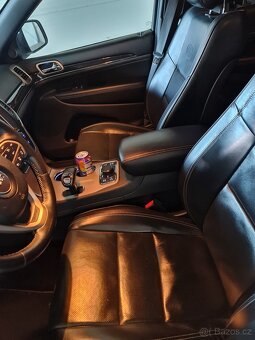 Jeep grand cherokee overland 3,0 crdi v6 4x4 VADA MOTORA - 12