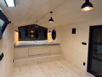 Maringotka 9x3m - 12