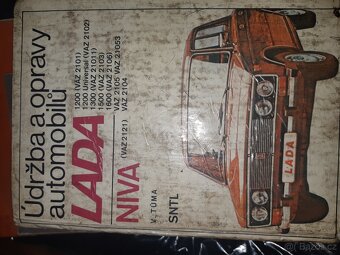 Moto Knihy brozury manualy - 12