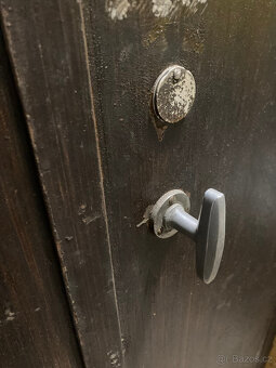 Trezor skříňový dvoudveřový za 6.000 kč - 12