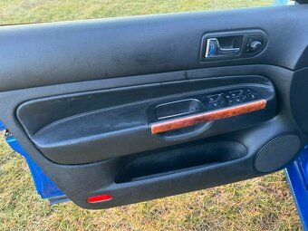 Volkswagen Bora 2.8 VR6 - 12