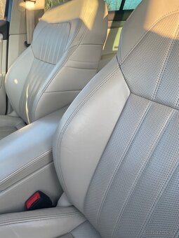 Škoda SUPERB 3 Combi 2.0 tdi - 12
